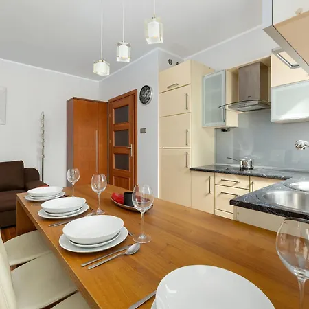 Spacerowa - By Jantar Apartamento Kołobrzeg